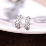 color: White gold pair