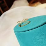 color: Gold / size: Opening adjustable