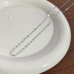 color: white gold