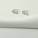 color: white gold