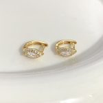 color: 18K Gold