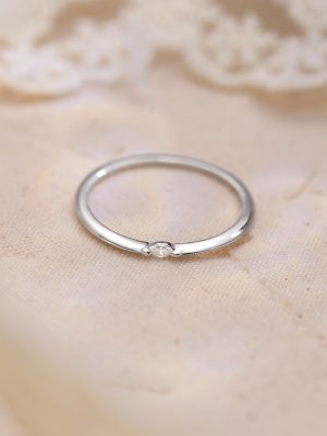S925 Sterling Silver Simple Moissanite Ring Women's Light Luxury Minimalist Finger Ring Design All-match Stacked Ring