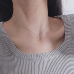 color: white gold