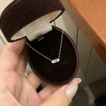 color: white gold