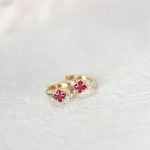 color: 18K Gold Pair