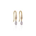 color: 18K Gold