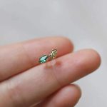 S925 Sterling Silver Plated 14K Gold Rice Diamond Olive Green Earrings Grandmother Green Zircon Mini Earrings Japanese and Korean Earrings Ouni Na