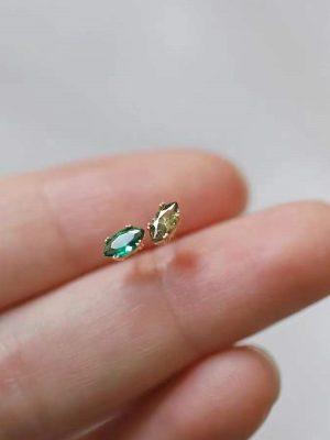 S925 Sterling Silver Plated 14K Gold Rice Diamond Olive Green Earrings Grandmother Green Zircon Mini Earrings Japanese and Korean Earrings Ouni Na