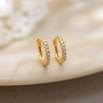 color: Gold Earrings