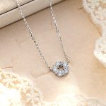 color: white gold