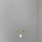 color: 18K Gold