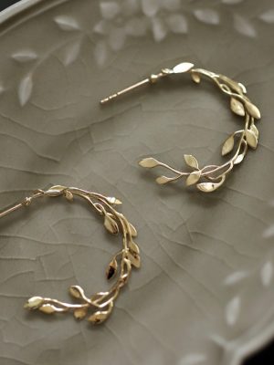 S925 Sterling Silver Gold Plated Earrings Elegant Wrap Leaf Ear Ring ins French Elegant Earrings for Women HME
