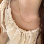color: 18K Gold