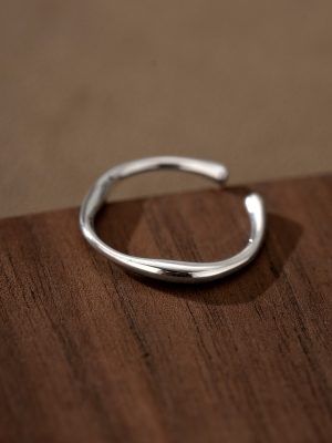 S925 Sterling Silver Mobius Ring Women's Simple Fashion Design All-match Irregular Opening Stacked Ring
