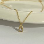 color: 18K Gold