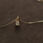 color: 18K Gold