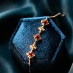 color: 18K Gold