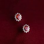 color: Gold Pair (with Silver Ear Plug)