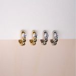 color: 18K Gold Pair