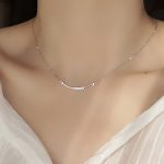color: white gold