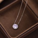 color: white gold