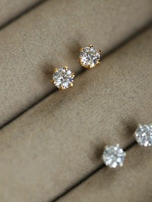 Classic but Time-resistant 925 Silver Plated 18K Gold Single Diamond Six-claw Earrings Simple Daily All-match Commuter Earrings