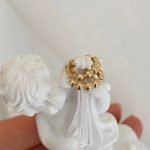 color: 18K Gold