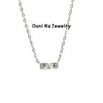 color: white gold