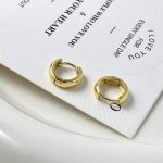 color: 18K Gold