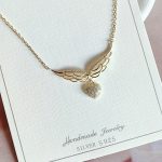 color: 18K Gold