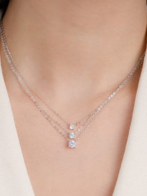 S925 sterling silver four claw zircon necklace new French retro high fashion diamond all-match clavicle chain women