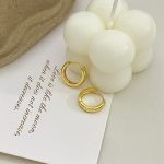 color: 18K Gold