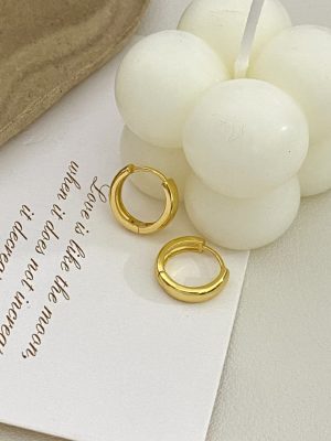 Heavy smooth plain ring 925 sterling silver plated 18K gold cold wind earring female high-grade earring design earring buckle