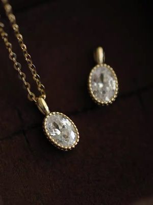 925 Sterling Silver Plated 18K Gold Mermaid Tears High Color Value Pigeon Egg Micro-inlay Exquisite Design Oval Pendant Necklace