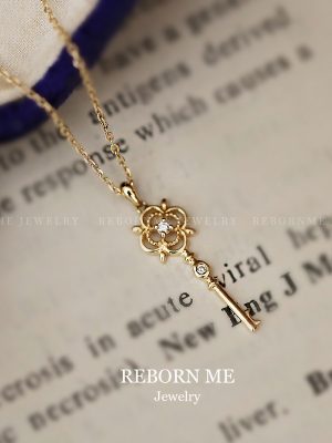 S925 Sterling Silver Plated 14K Gold Key Necklace Pendant Women Light Luxury Elegant Design Clavicle Chain Women HME