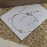 color: Light green + white gold telescopic bead chain