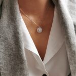 color: white gold