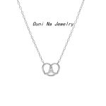 color: white gold