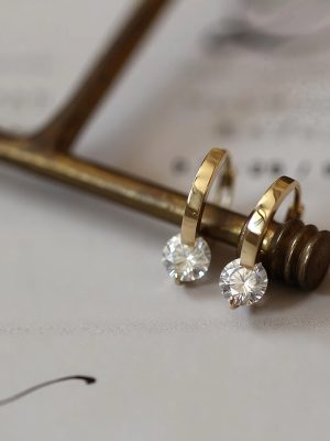 S925 Sterling Silver Plated 18K Gold Super Flash Single Zirconium Diamond Earrings Women's Design Simple High-end Temperament All-match Ear Buckles