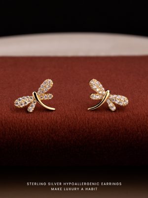 S925 Silver Plated 18K Gold Dragonfly Insect Ins Exquisite Earrings Design Sterling Silver Earrings Japanese and Korean Elegant Earrings HME