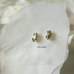 color: 14k golden olive green