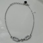 color: white gold