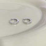 color: white gold