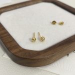 color: 18K Gold