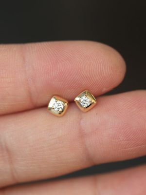 S925 Sterling Silver Plated 18K Gold Square Diamond Zircon Earrings Female Screw Design Sleeping Without HME