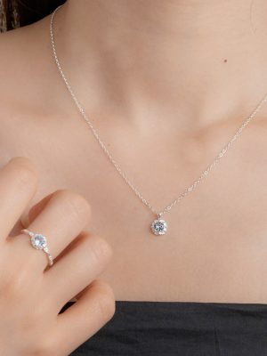 S925 Sterling Silver Dream Flower Blue Zircon Necklace Ins Light Luxury Elegant Fresh Sweet All-match Clavicle Chain for Women