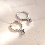 color: White gold love earrings