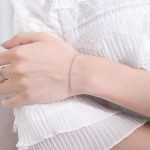 color: white gold