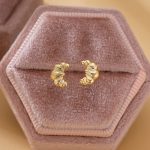 color: GOLD