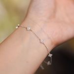 color: white gold
